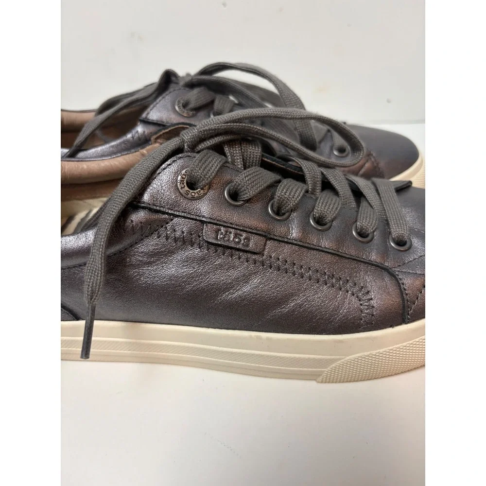 Taos Plim Soul Lux Metallic Pewter Leather Sneakers Women's 7 PLX-13994A